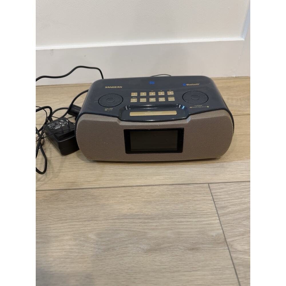Alarm Clock Bluetooth Sangean RCR-20 AM/FM Radio Memory Tested Sounds Great